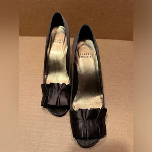Stuart Weitzman GigiRitz satin open toe bow pump, brown, 6.5